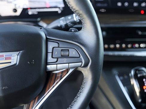 Certified 2024 Cadillac Escalade Luxury image 14