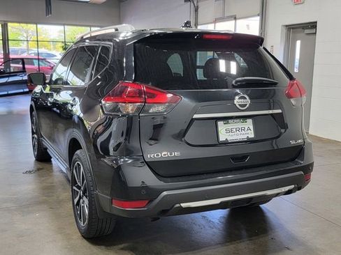 Used 2019 Nissan Rogue SL w/ Premium Package AWD/4WD image 7