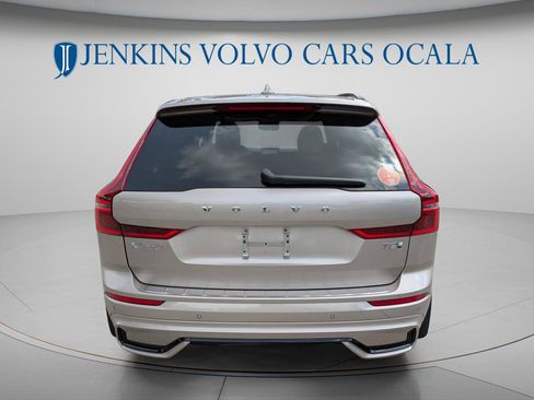 New 2026 Volvo XC60 T8 Plus w/ Protection Package Premier AWD/4WD image 5