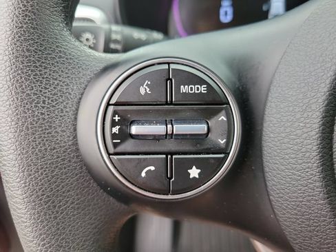 Used 2024 Kia Soul LX w/ Option Group 015 FWD image 27