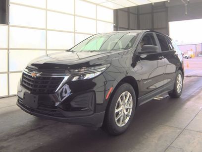 Used 2023 Chevrolet Equinox LS w/ LS Convenience Package