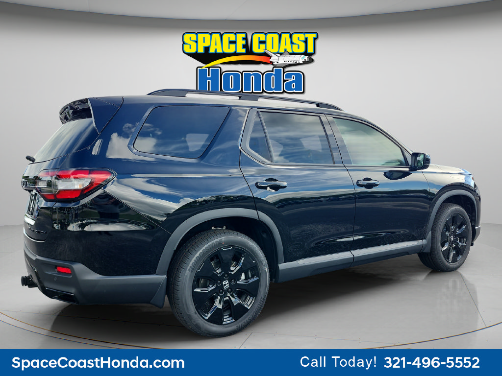 New 2026 Honda Pilot Black Edition image 3