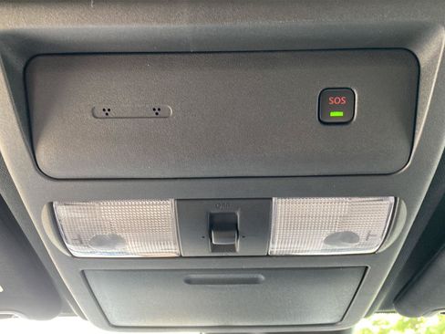 Used 2024 Nissan Frontier PRO-4X w/ Pro Convenience Package AWD/4WD image 36