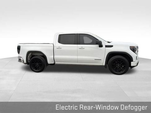 Used 2022 GMC Sierra 1500 Elevation image 21