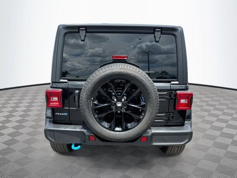 Certified 2023 Jeep Wrangler Unlimited Sahara w/ Cold Weather Group AWD/4WD image 7