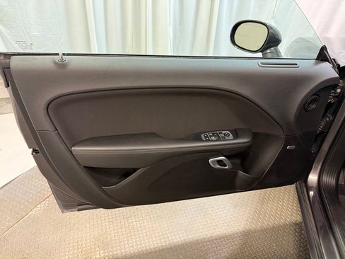 Used 2023 Dodge Challenger SXT RWD image 4