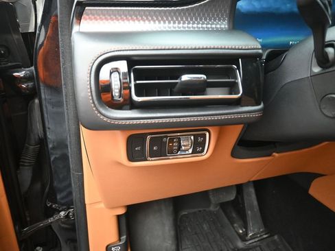 Used 2021 Lincoln Aviator Black Label w/ Dynamic Handling Package image 21