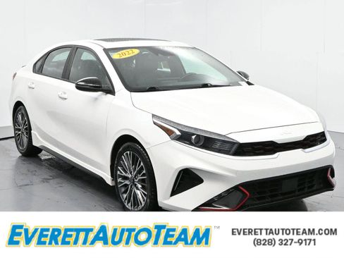 Used 2022 Kia Forte GT-Line w/ GT-Line Premium Package FWD image 1