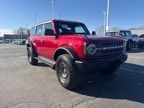 Used 2025 Ford Bronco 4-Door w/ Sasquatch Package image 4