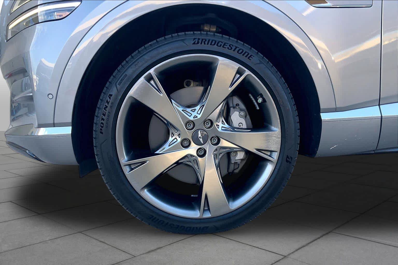 Used 2024 Genesis GV80 3.5T w/ Prestige Package AWD/4WD image 11