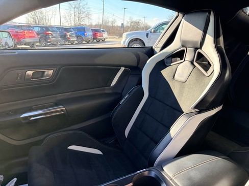 Used 2020 Ford Mustang Shelby GT500 w/ Technology Package image 28