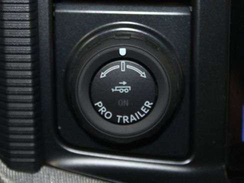 New 2025 Ford F150 Lariat w/ Equipment Group 502A High image 42