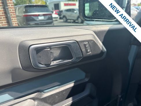 Used 2022 Ford Bronco 2-Door AWD/4WD image 16