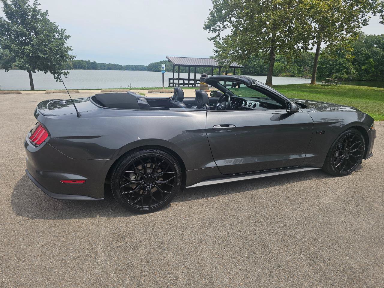 Used 2020 Ford Mustang GT Premium RWD image 14