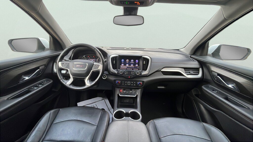 Used 2020 GMC Terrain SLT FWD image 1