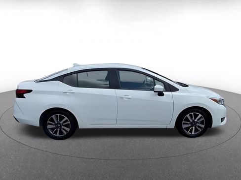 Used 2025 Nissan Versa SV FWD image 16