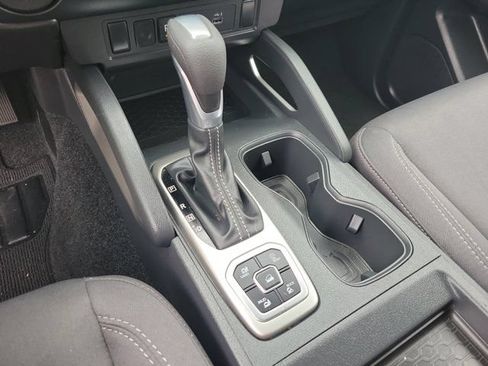 Used 2026 Nissan Frontier SV AWD/4WD image 10