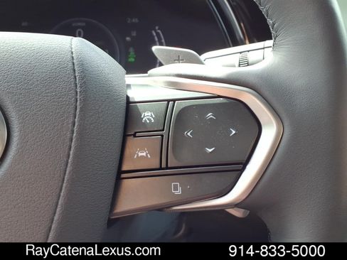 Certified 2024 Lexus RX 450h AWD w/ Convenience Package image 16