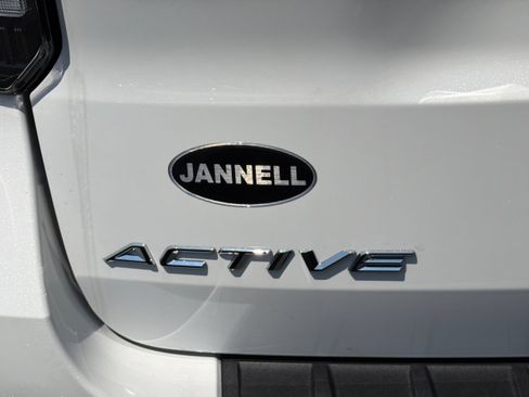 New 2026 Ford Explorer Active w/ Active Comfort Package AWD/4WD image 24