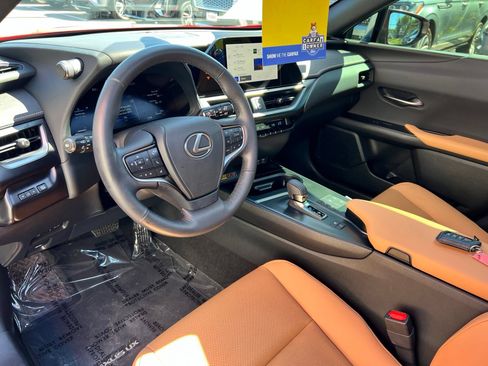 Used 2025 Lexus UX 300h FWD w/ Cold Area Package image 30
