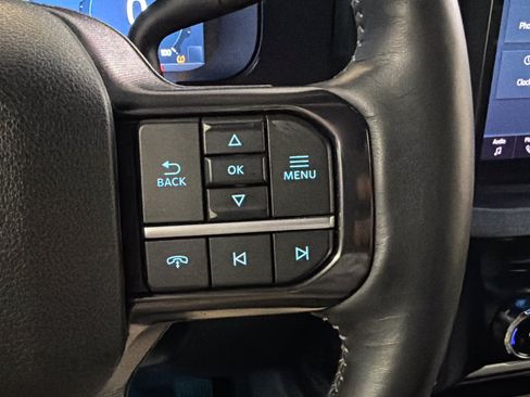 Used 2026 Ford F450 Platinum w/ FX4 Off-Road Package AWD/4WD image 37