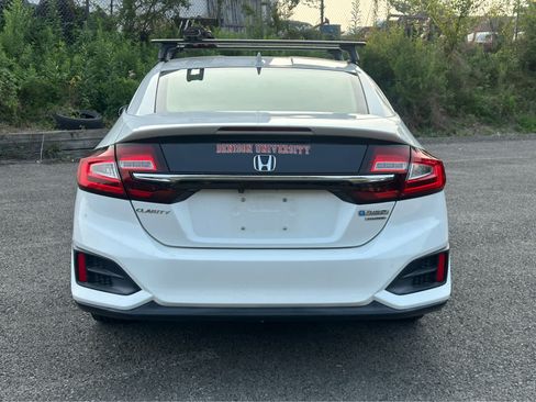 Used 2018 Honda Clarity Touring image 6
