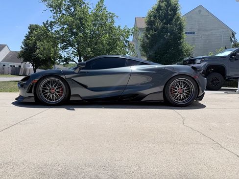 Used 2019 McLaren 720S Performance RWD image 18