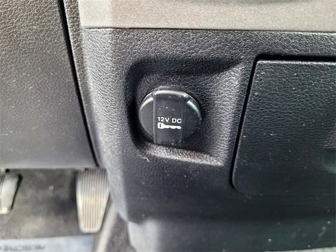 Used 2017 RAM 1500 Express image 15