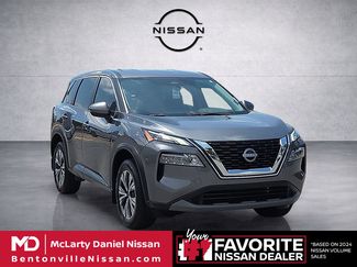 Used 2022 Nissan Rogue SV FWD video 1