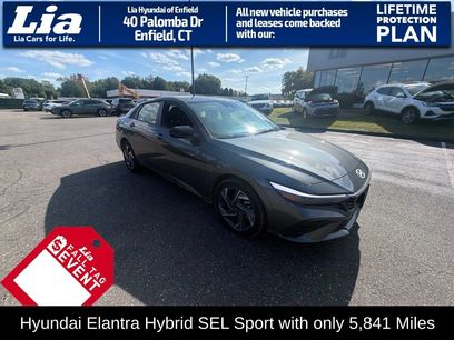 Used 2025 Hyundai Elantra SEL w/ Cargo Package