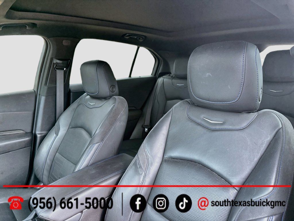 Used 2025 Cadillac XT4 Sport w/ LPO, Onyx Lite Package FWD image 13