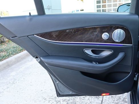 Used 2019 Mercedes-Benz E 450 4MATIC Sedan w/ Premium Package image 44