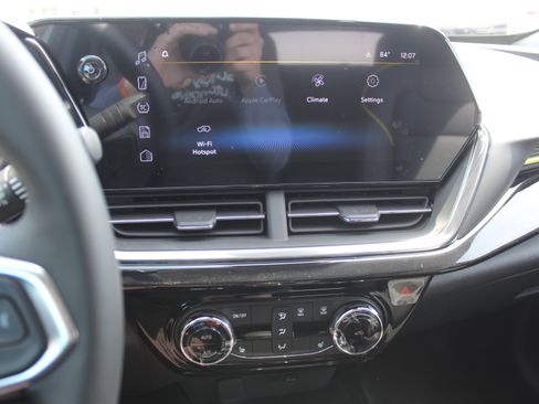 New 2026 Chevrolet Trax ACTIV image 12