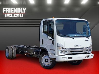 New 2024 Isuzu NPR