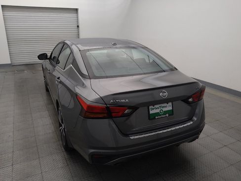 Used 2022 Nissan Altima 2.5 SR FWD image 6