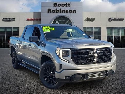 Used 2024 GMC Sierra 1500 Elevation image 1