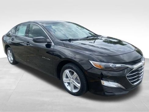 Used 2024 Chevrolet Malibu LS FWD image 9