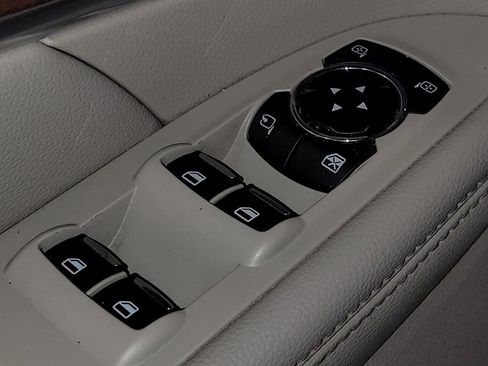 Used 2019 Ford Explorer Limited w/ Class III Trailer Tow Package image 27