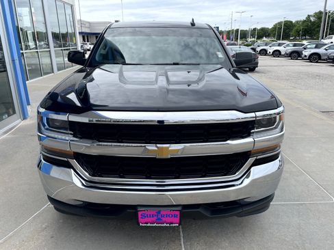 Used 2018 Chevrolet Silverado 1500 LT AWD/4WD image 5