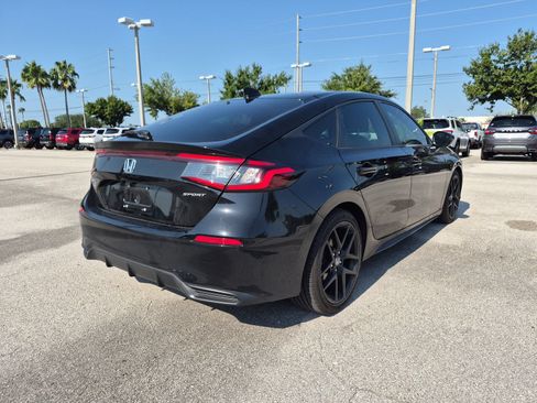 Used 2025 Honda Civic Sport image 6