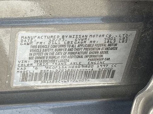 Used 2024 Nissan Sentra SV FWD image 15