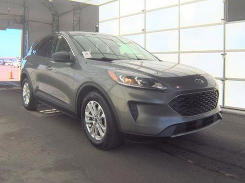 Used 2022 Ford Escape SE FWD image 1