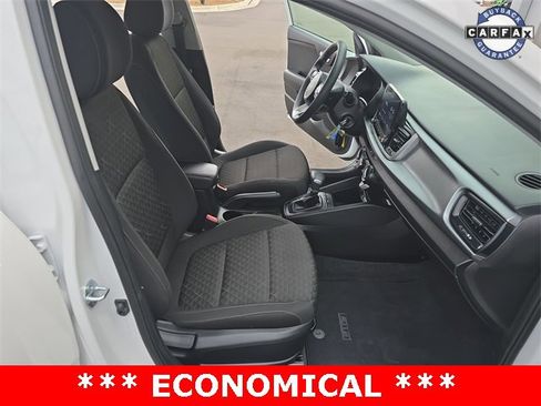 Used 2022 Kia Rio S image 17