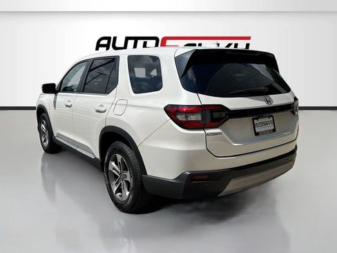 Used 2024 Honda Pilot EX-L image 5