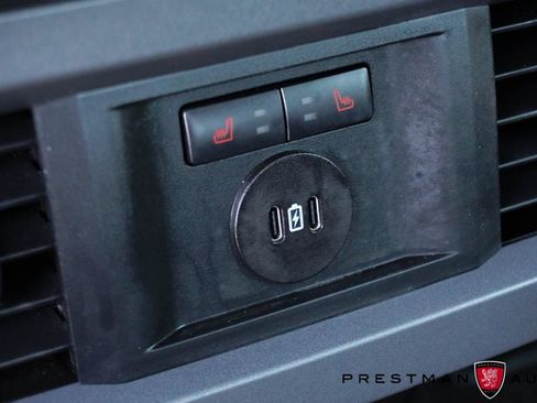 Used 2024 Ford F250 Lariat w/ Sport Appearance Package AWD/4WD image 52