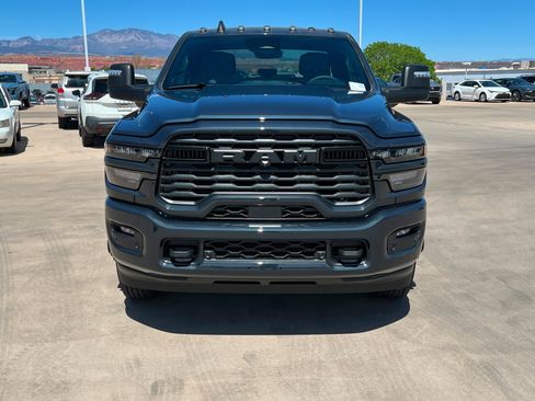 New 2026 RAM 3500 Big Horn AWD/4WD image 8