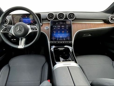 Used 2024 Mercedes-Benz C 300 4MATIC Sedan image 9