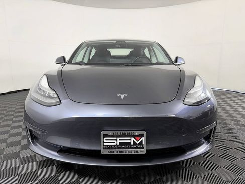 Used 2018 Tesla Model 3 Long Range RWD image 4