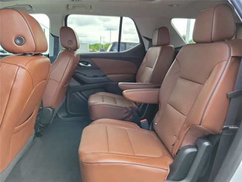 Used 2020 Chevrolet Traverse High Country w/ LPO, Floor Liner Package AWD/4WD image 15
