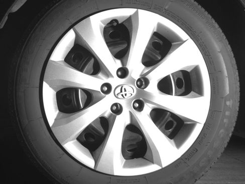 Used 2025 Toyota Corolla LE FWD image 12